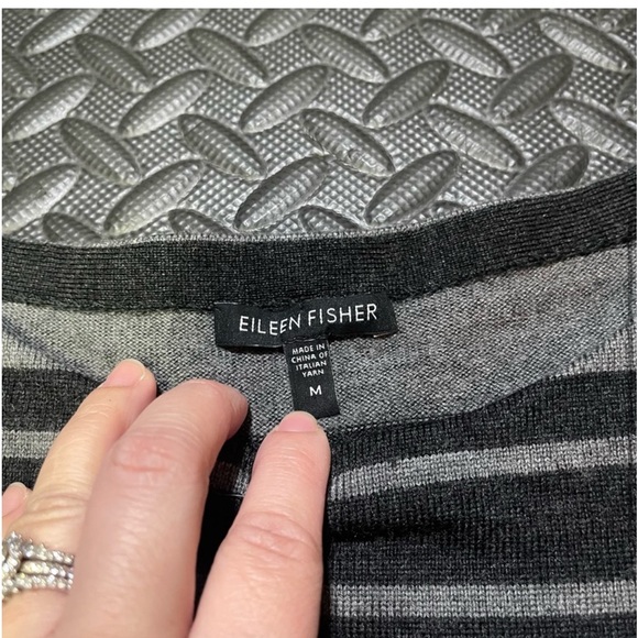 Eileen Fisher Sweater Wool Blend Top Stripe Black Grey Size Medium - Picture 3 of 9